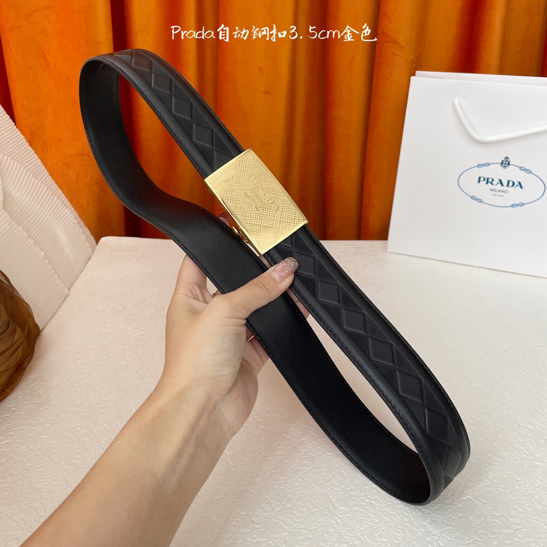 【普拉达】 Prada进口小牛皮 手感细腻柔软 搭配纯钢自动精品扣