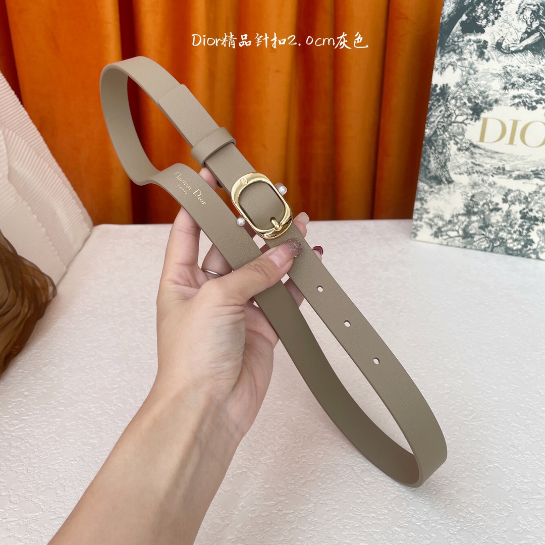 Dior Women's Reversible Leather Belt with Pearl Buckle, 2.0 cm Width 7 i1743667282 6922 3
