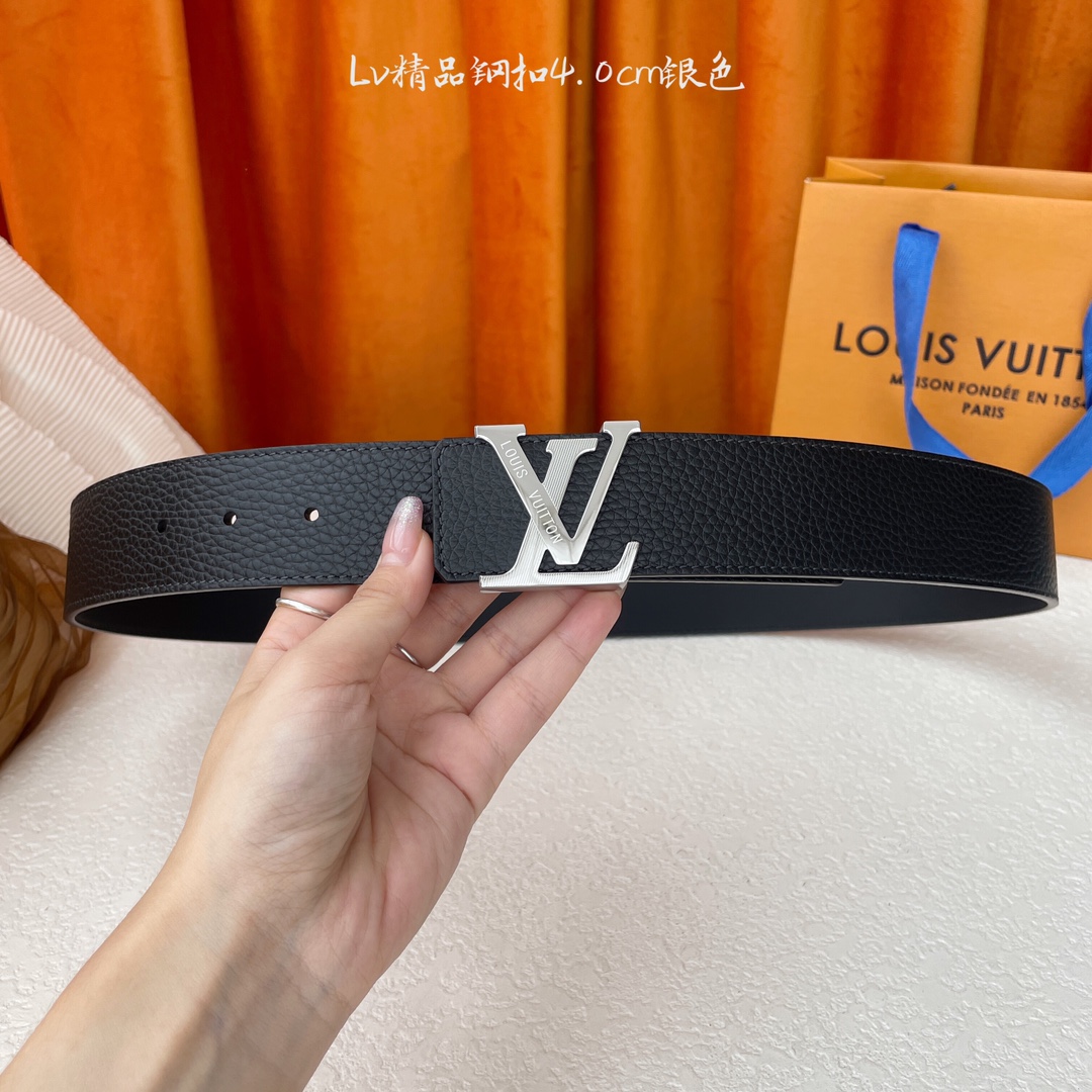 LOUIS VUITTON：经典原单品质 一面经典荔枝纹一面平纹底 原单精品钢扣 4.0cm