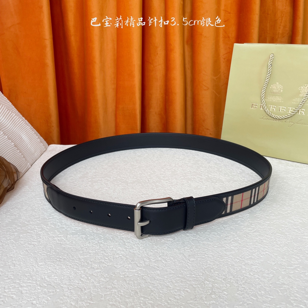  Burberry  巴宝莉专柜同步平滑皮革腰带  搭配精品针扣  装饰品牌经典格纹  以及典藏的马术骑