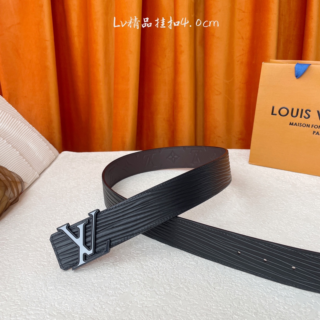 【LOUIS VUITTON】：经典原单品质，一面经典压花一面水波纹底，原单精品挂扣，精工制作，细节看图