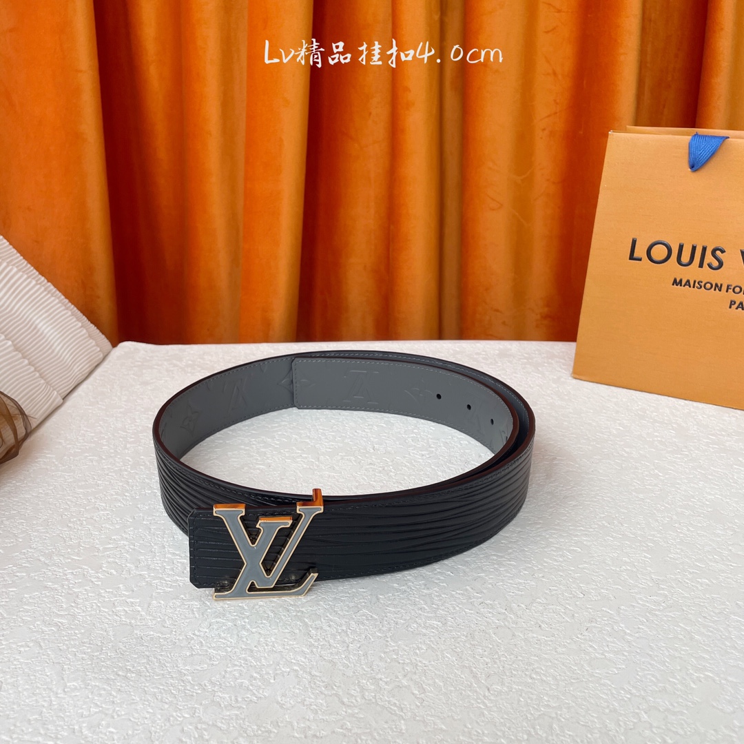 【LOUIS VUITTON】：经典原单品质，一面经典压花一面水波纹底，原单精品挂扣，精工制作，细节看图
