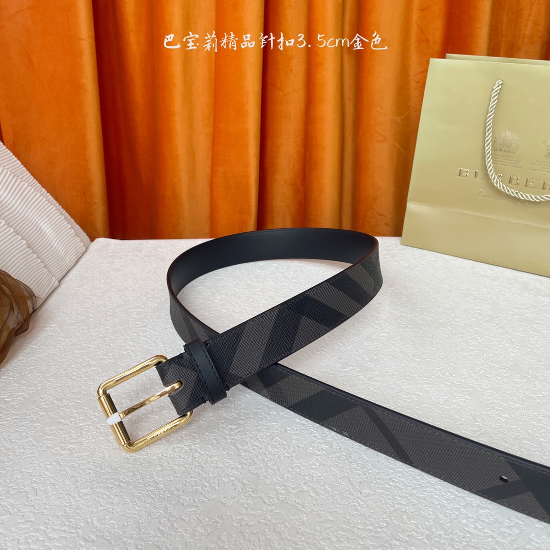  Burberry  巴宝莉专柜同步平滑皮革腰带  搭配精品针扣  装饰品牌经典格纹  宽度3.5cm 
