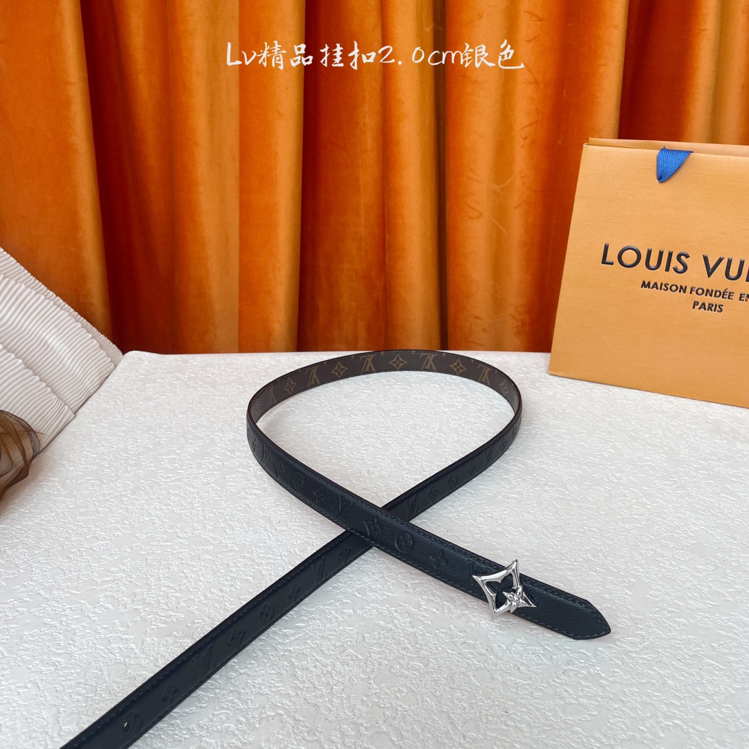 【LOUIS VUITTON】：经典原单品质，一面经典印花一面荔枝纹压花底，原单精品挂扣，精工制作，细节