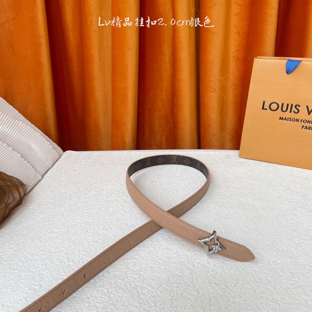 【LOUIS VUITTON】：经典原单品质，一面经典印花一面荔枝纹压花底，原单精品挂扣，精工制作，细节