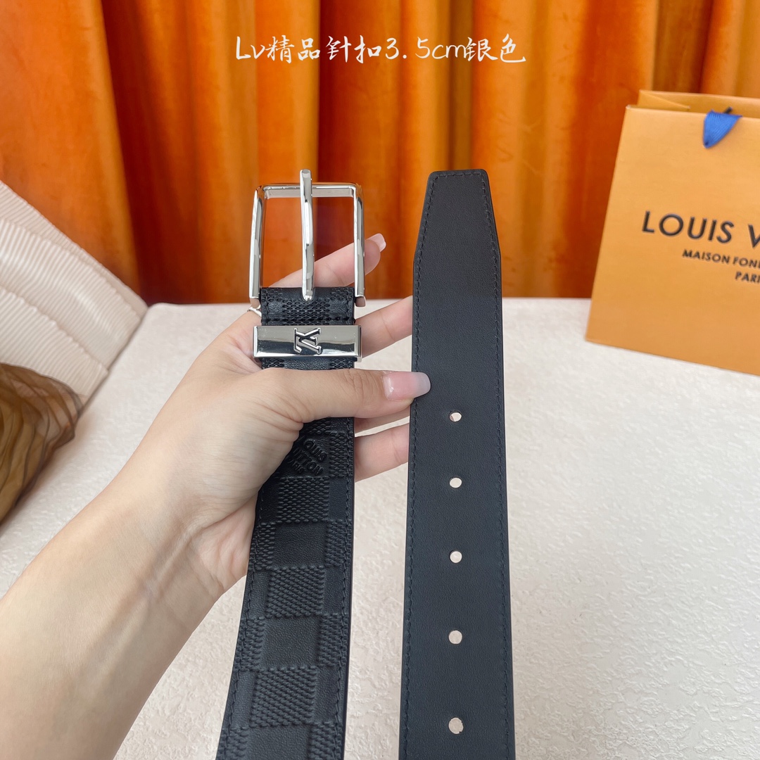 【LOUIS VUITTON驴牌】：经典原单品质，压花面配原版平纹底，搭配原单精品针扣，精工制作，细节看