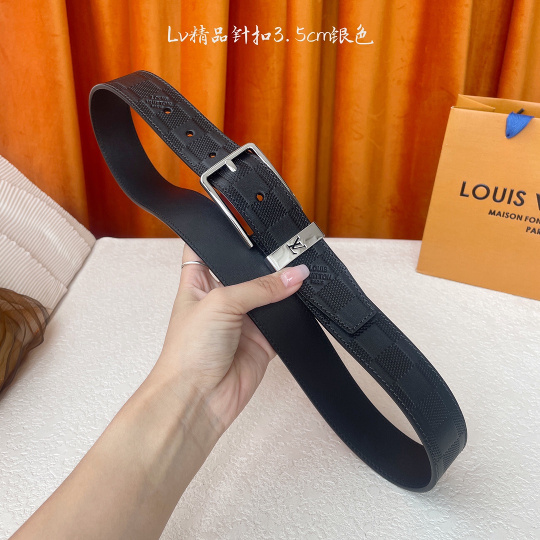 【LOUIS VUITTON驴牌】：经典原单品质，压花面配原版平纹底，搭配原单精品针扣，精工制作，细节看