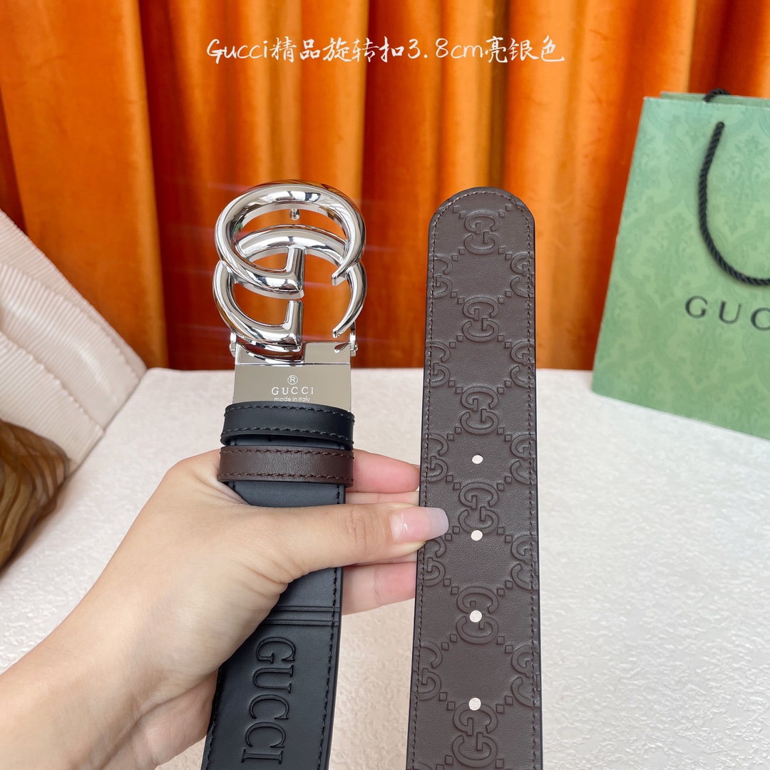  Gucci新款腰带，一面品牌logo压花，一面咖色压小花，搭配专柜精品旋转扣，两面可用，宽4.0cm