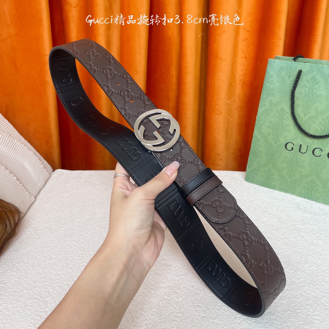  Gucci新款腰带，一面品牌logo压花，一面咖色压小花，搭配专柜精品旋转扣，两面可用，宽4.0cm