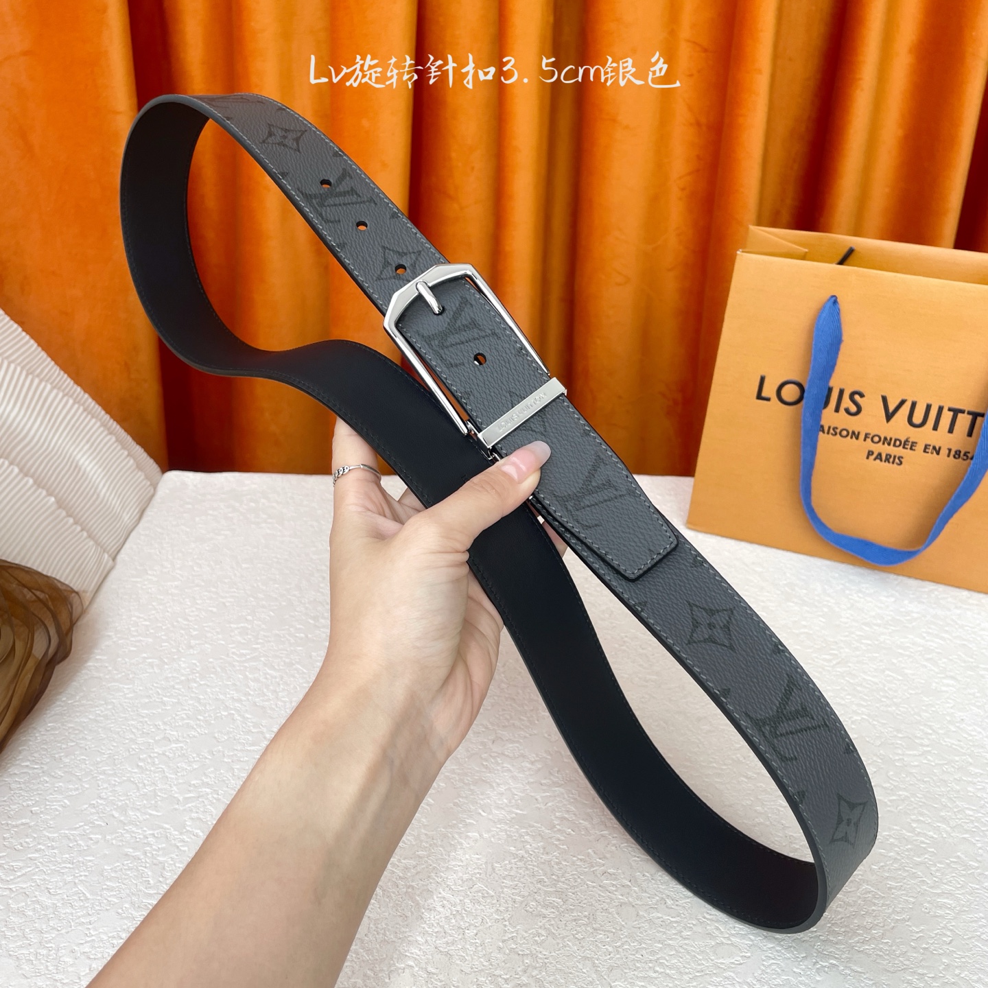 【LOUIS VUITTON驴牌】：经典原单品质，经典pvc面原版平纹底，搭配原单精品旋转针扣，精工制作