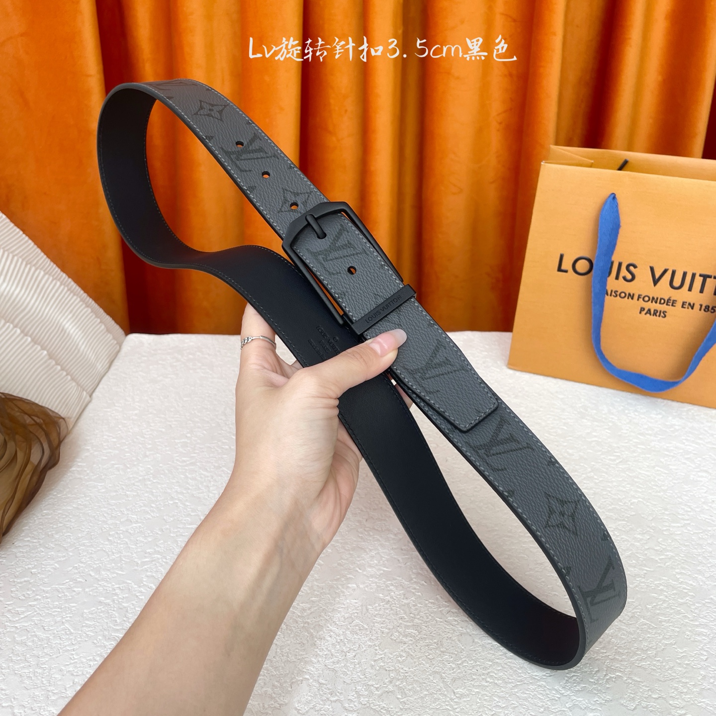 【LOUIS VUITTON驴牌】：经典原单品质，经典pvc面原版平纹底，搭配原单精品旋转针扣，精工制作