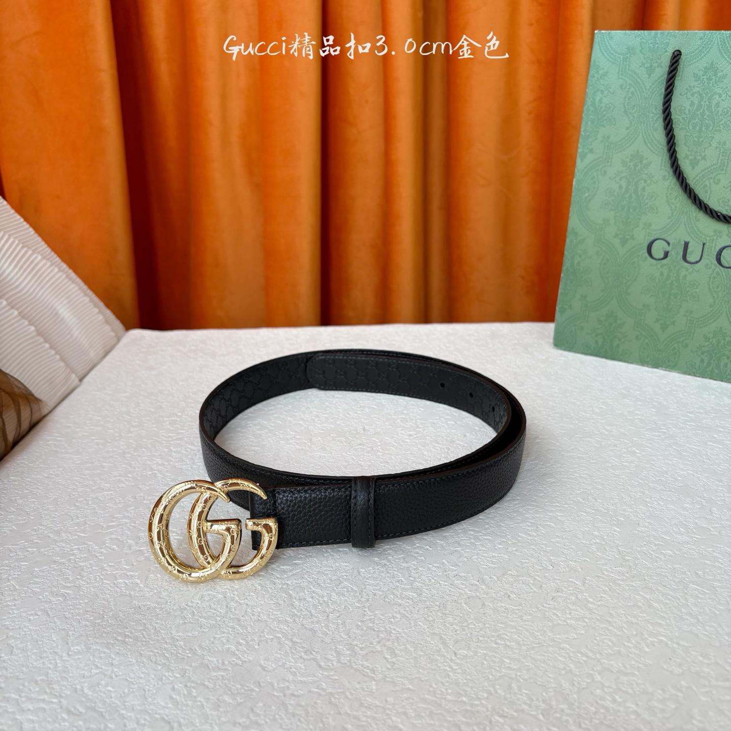 【Gucci】：原单面头层牛皮腰带搭配压花皮底，经典双G花纹扣，时尚大方，古奇又一经典之作，宽度3.0c