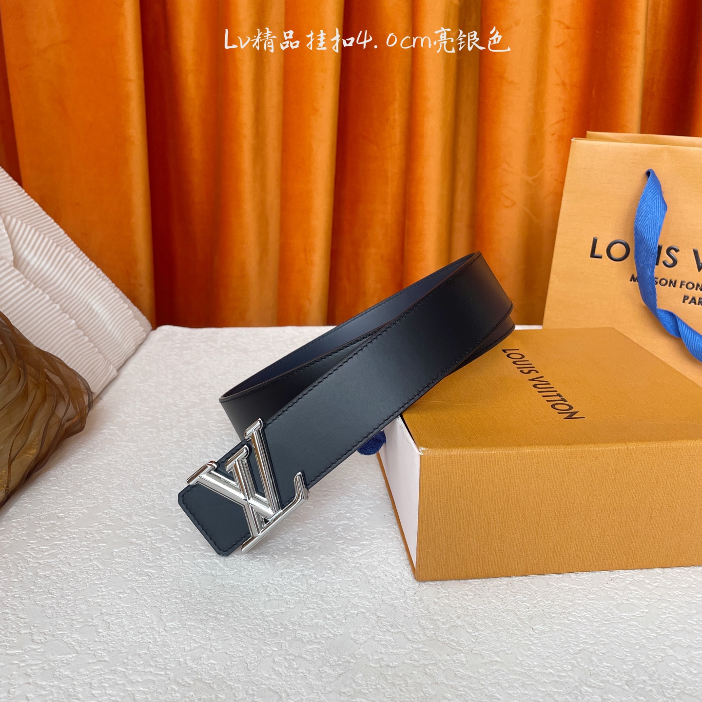 【LOUIS VUITTON驴牌】：经典原单品质，黑蓝双面平纹小牛皮，搭配原单精品挂扣，精工制作，细节看