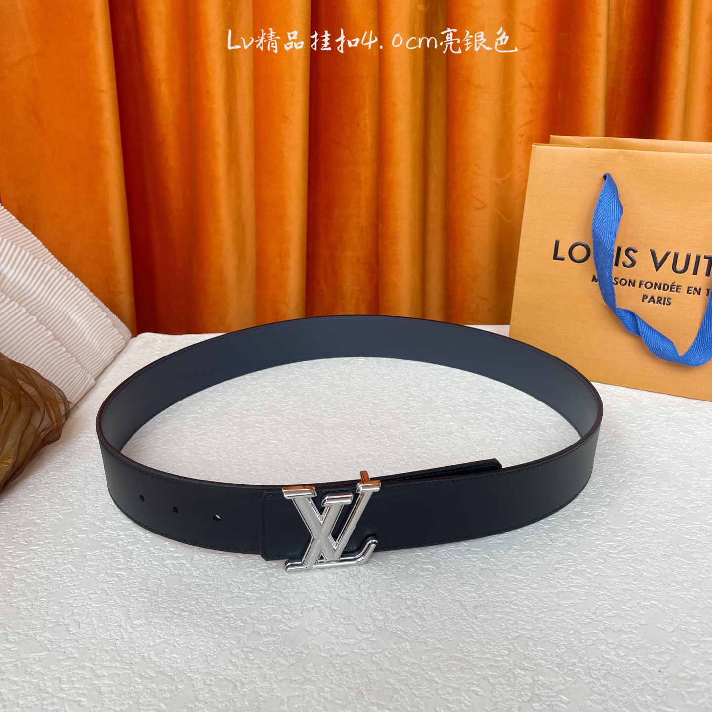 【LOUIS VUITTON驴牌】：经典原单品质，黑蓝双面平纹小牛皮，搭配原单精品挂扣，精工制作，细节看