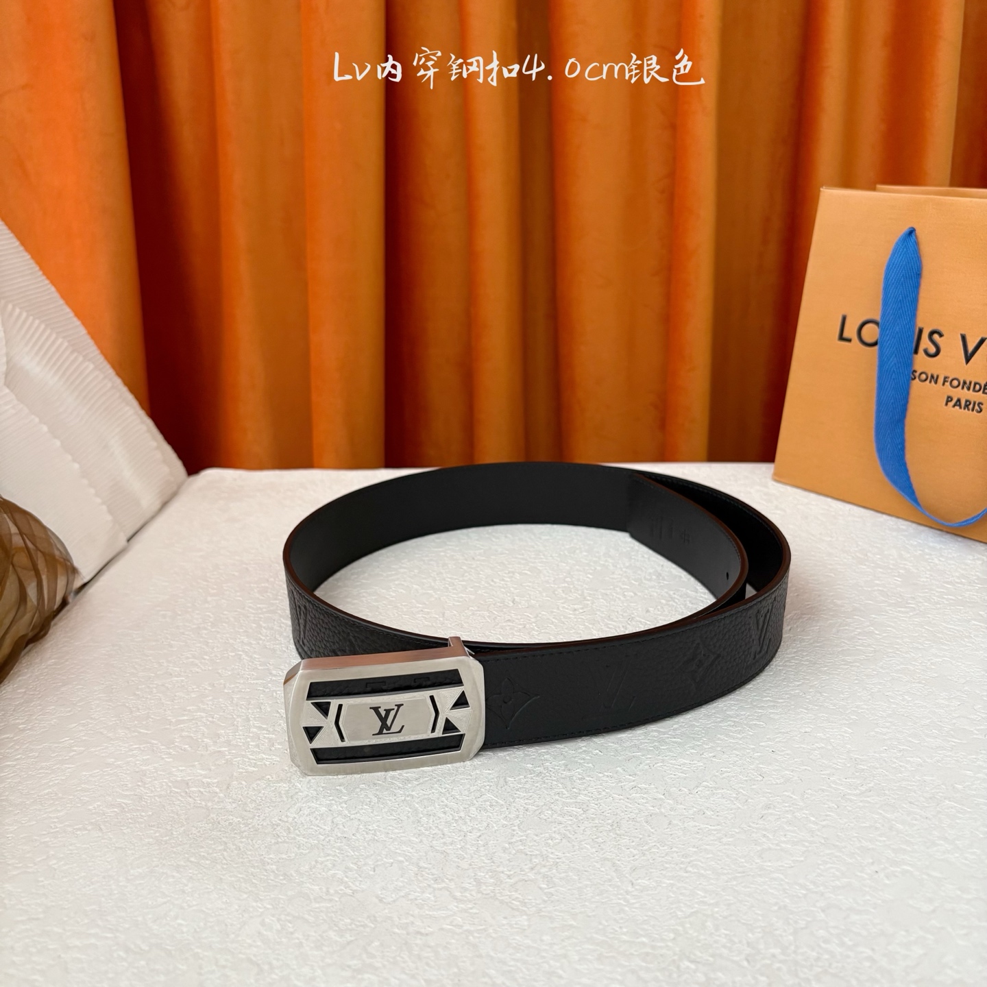 【LOUIS VUITTON】：经典原单品质，经典压花面配原版平纹底，原单精品内穿钢扣，精工制作，细节看