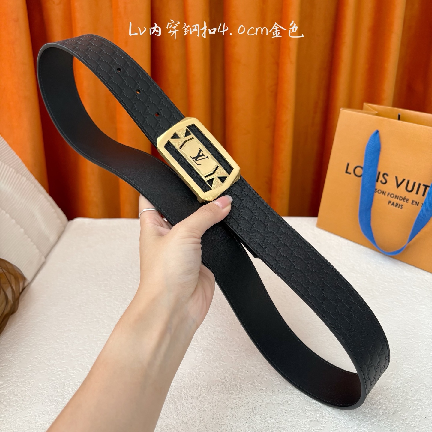 【LOUIS VUITTON】：经典原单品质，经典压花面配原版平纹底，原单精品内穿钢扣，精工制作，细节看