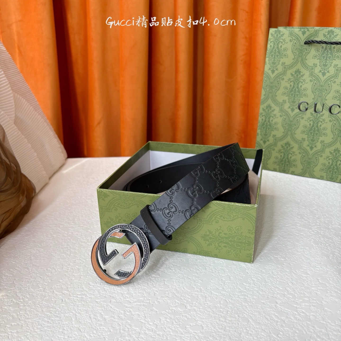 Gucci 经典款压花面 搭配原版皮底 精品贴皮扣 宽4.0 Cm 经典永不过时款 潮流大方 时尚百搭