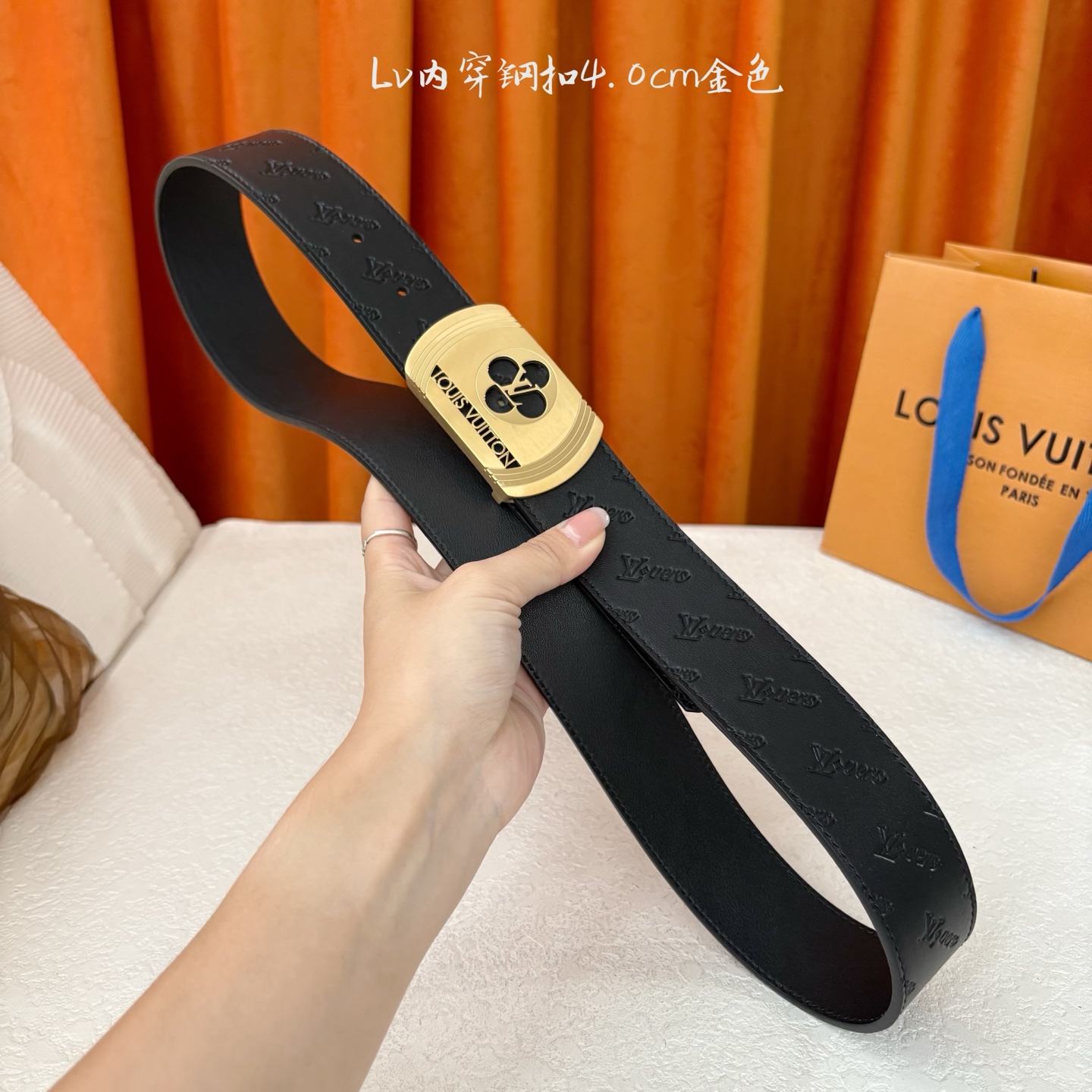 【LOUIS VUITTON】：经典原单品质，经典压花面配原版平纹底，原单精品内穿钢扣，精工制作，细节看