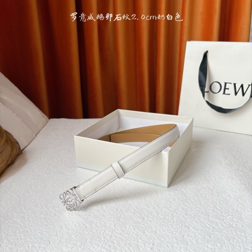 Loewe Anagram Pebble Grain Leather Belt, 2.0 cm - White/Silver