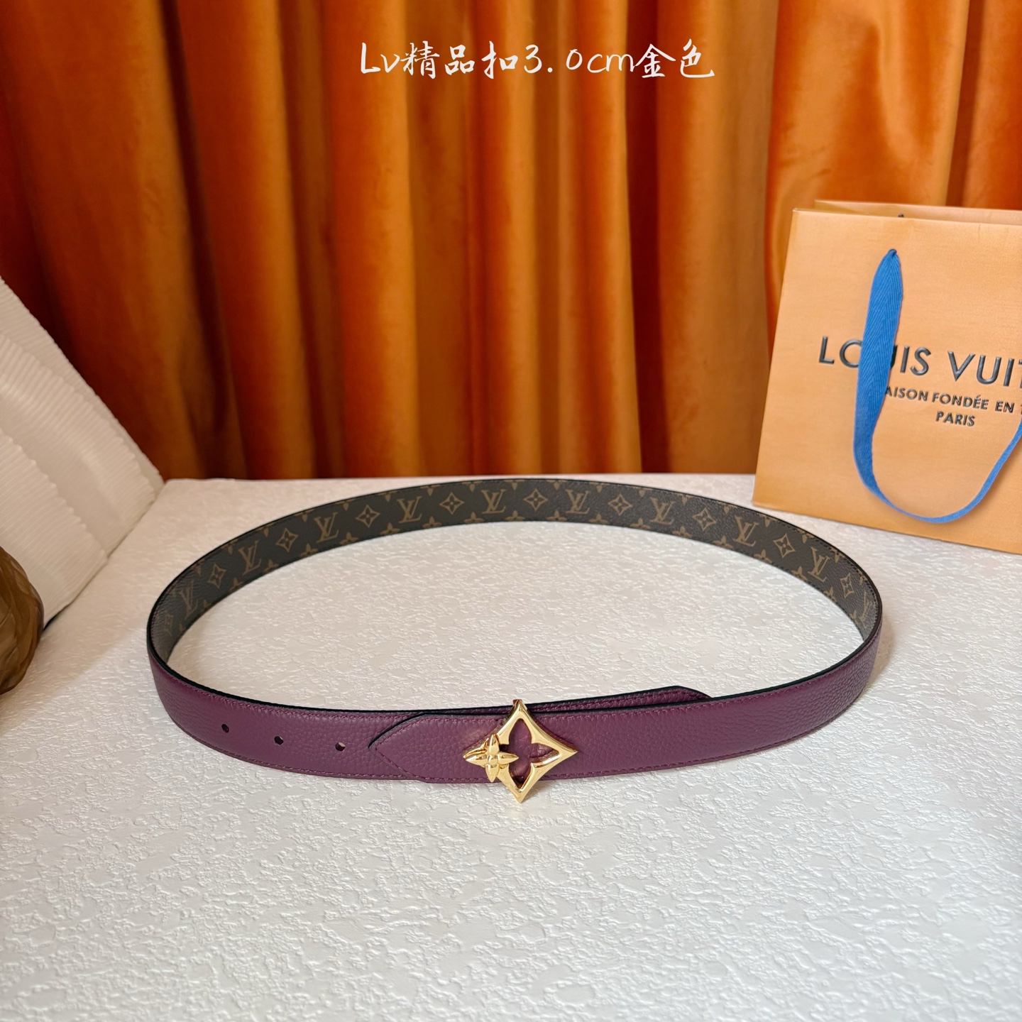 【LOUIS VUITTON】：经典原单品质，荔枝纹压花搭配咖色经典印花，原单精品挂扣，精工制作，细节看