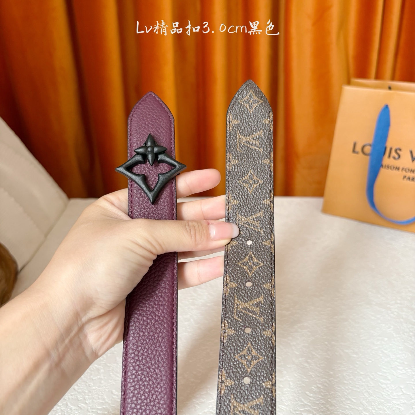 【LOUIS VUITTON】：经典原单品质，荔枝纹压花搭配咖色经典印花，原单精品挂扣，精工制作，细节看