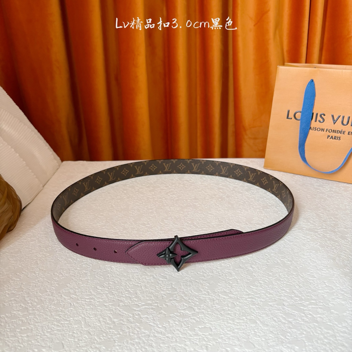 【LOUIS VUITTON】：经典原单品质，荔枝纹压花搭配咖色经典印花，原单精品挂扣，精工制作，细节看