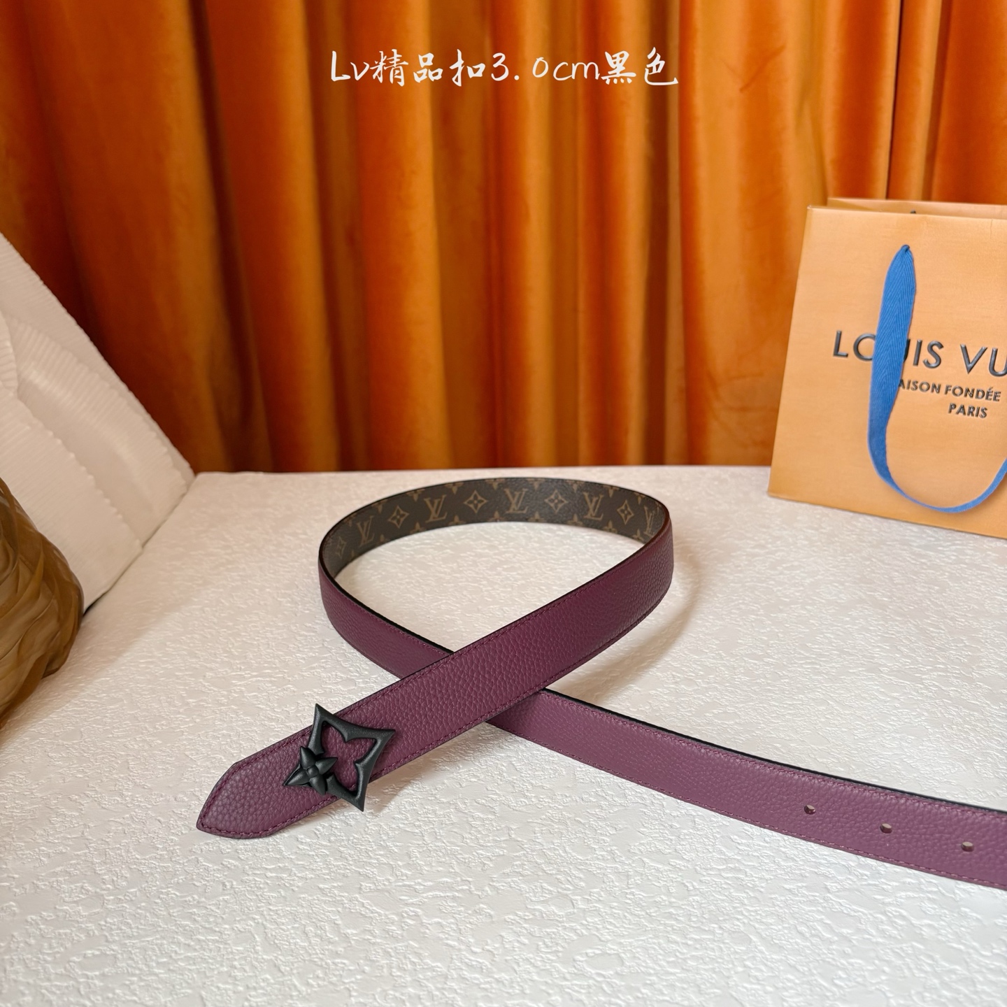 【LOUIS VUITTON】：经典原单品质，荔枝纹压花搭配咖色经典印花，原单精品挂扣，精工制作，细节看