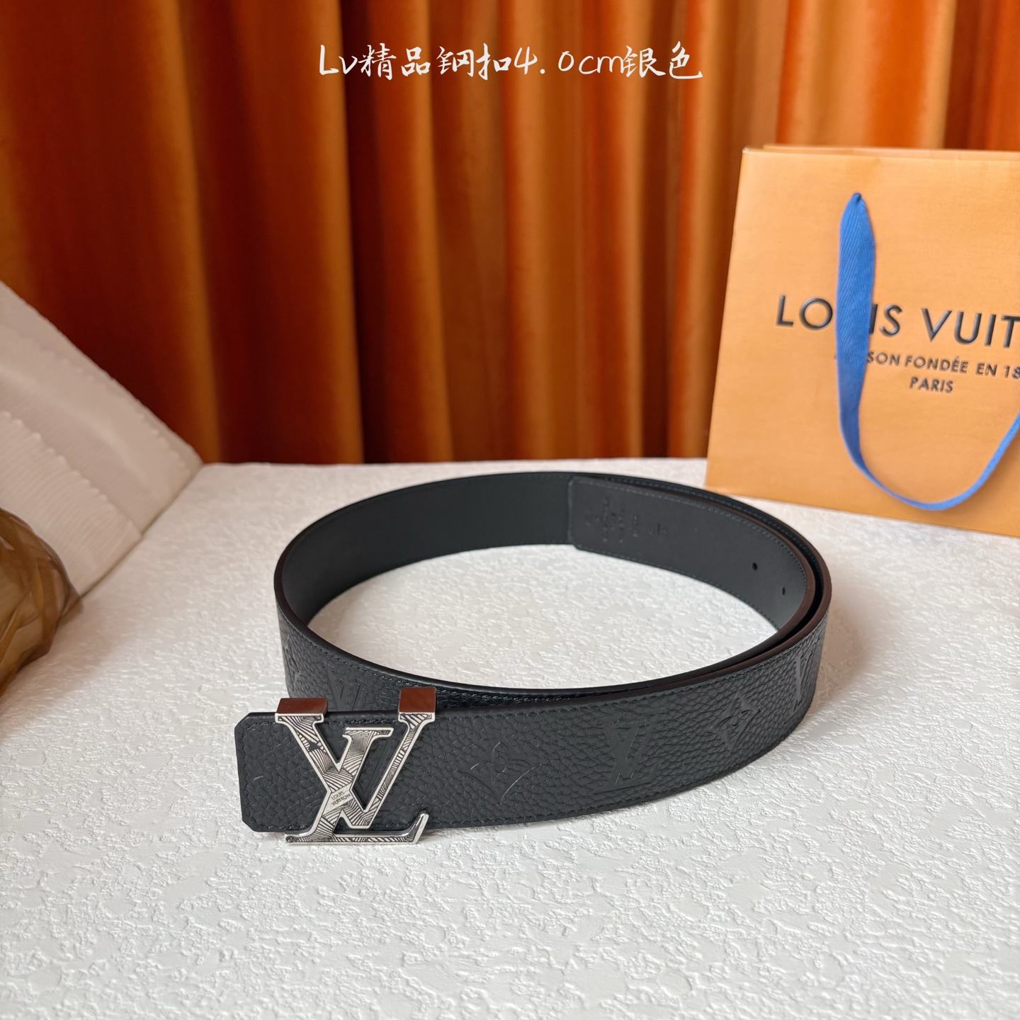 LOUIS VUITTON驴牌 经典原单品质 经典压花面配原版平纹底 4 0cm