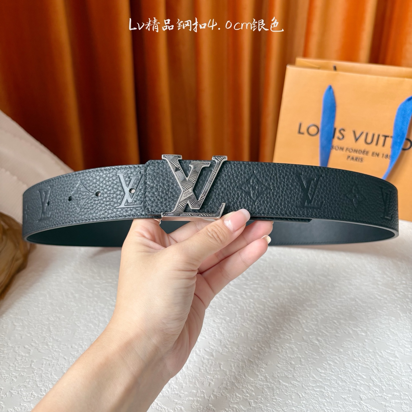 LOUIS VUITTON驴牌 经典原单品质 经典压花面配原版平纹底 4 0cm