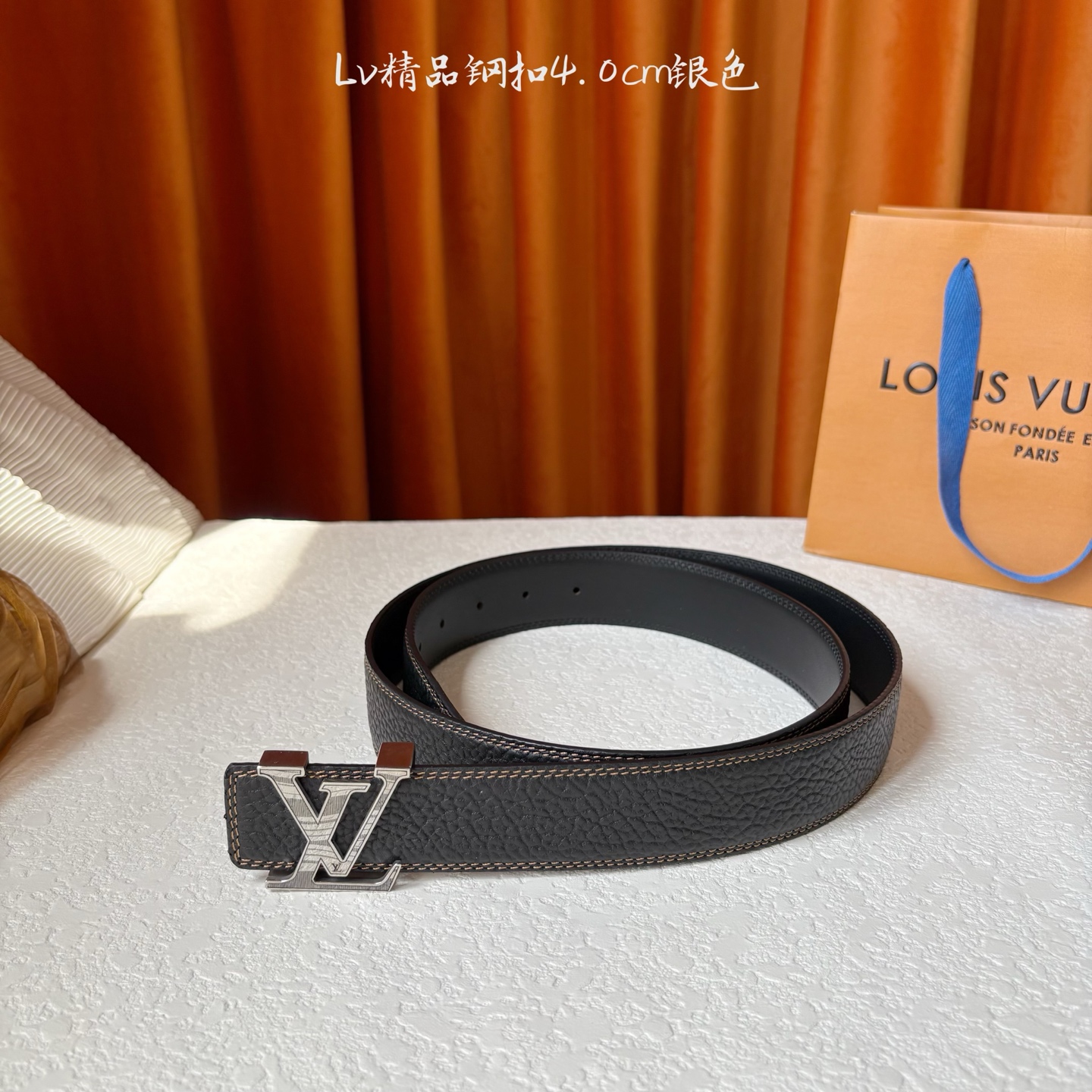 LOUIS VUITTON驴牌 经典原单品质 经典大象纹面配原版皮底 搭配原单精品钢扣 4 0cm