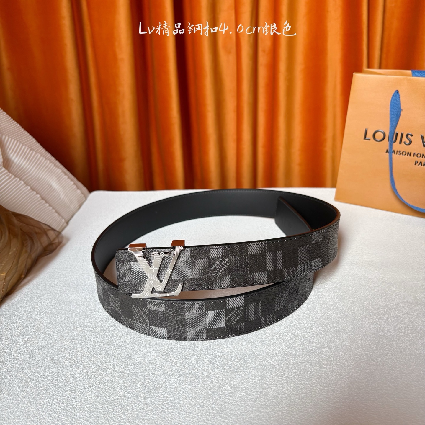 【LOUIS VUITTON】：经典原单品质，pvc印花面配原版平纹底，搭配原单精品钢扣，精工制作，细节