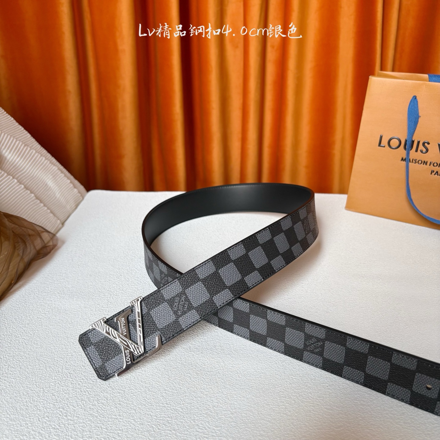 【LOUIS VUITTON】：经典原单品质，pvc印花面配原版平纹底，搭配原单精品钢扣，精工制作，细节