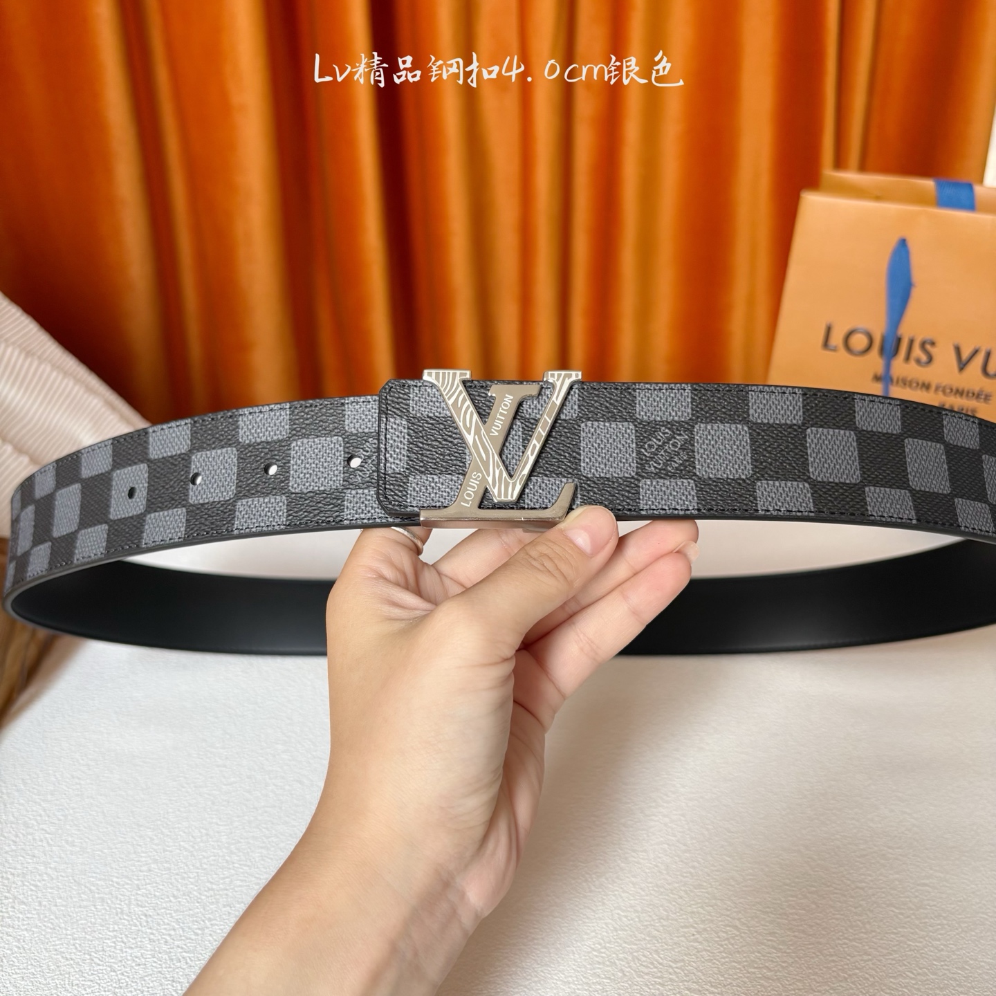 【LOUIS VUITTON】：经典原单品质，pvc印花面配原版平纹底，搭配原单精品钢扣，精工制作，细节