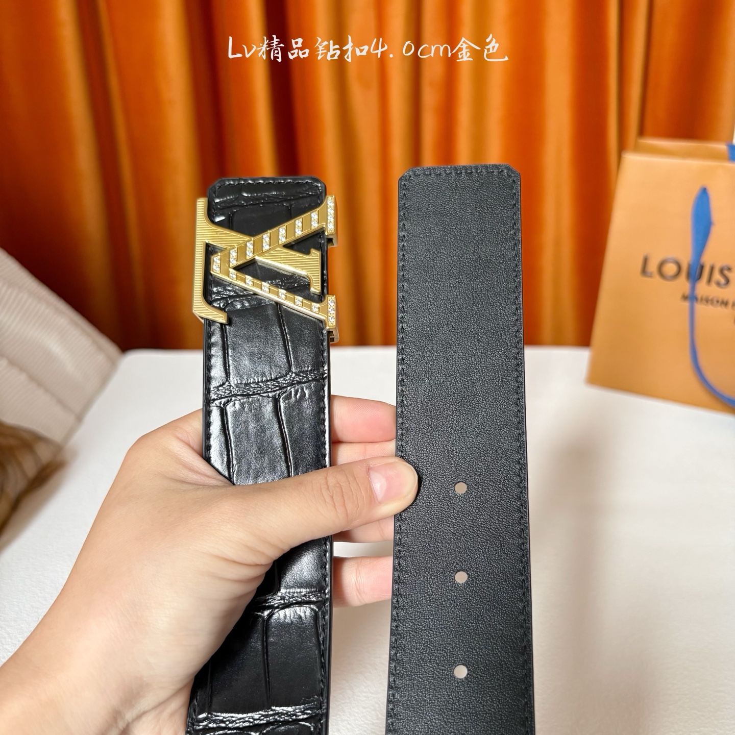 【LOUIS VUITTON驴牌】：经典原单品质，牛皮压鳄鱼纹面平纹底，搭配原单精品钻扣，精工制作，细节