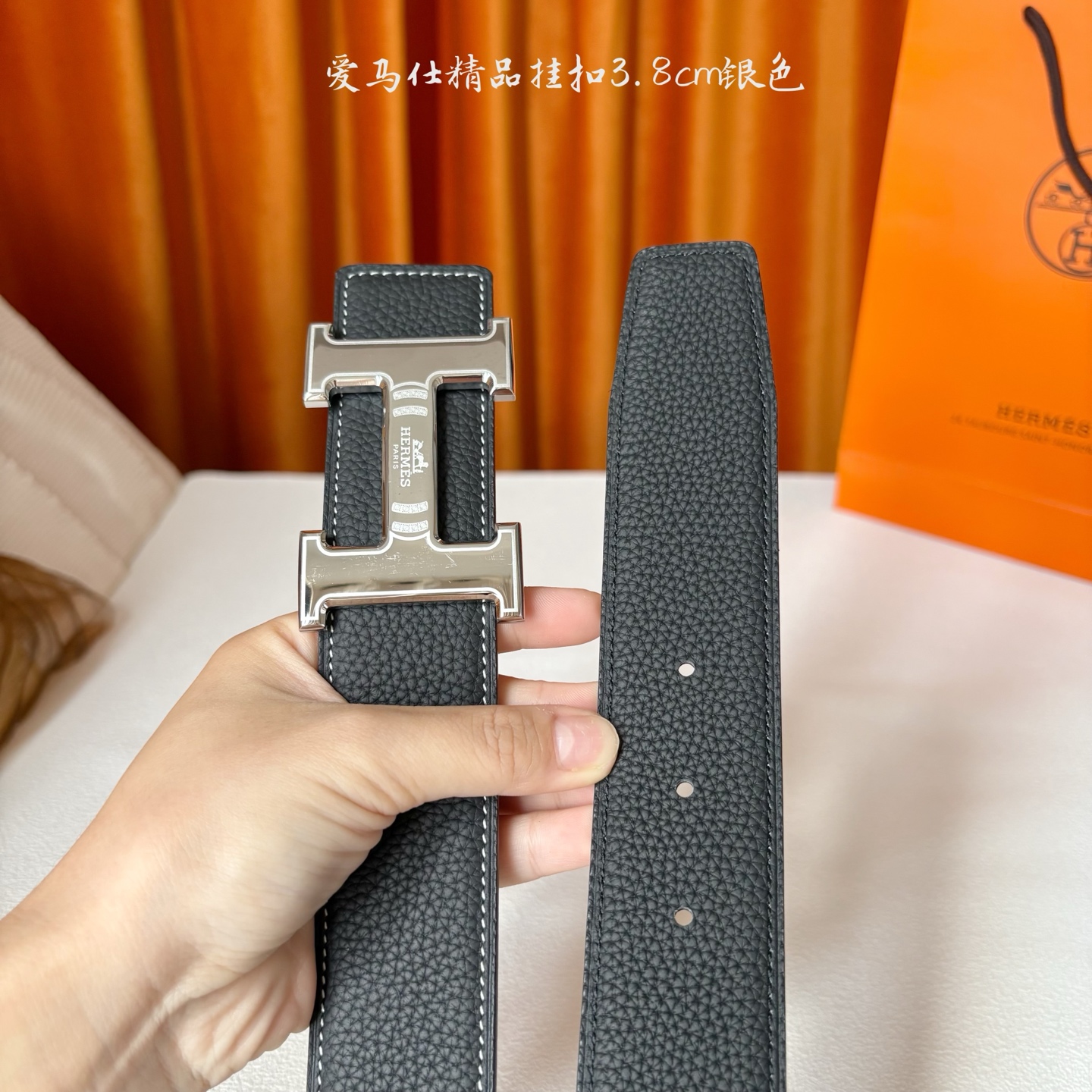 【爱马仕】Hermes 原单爱马仕，宽3.8cm进口原版皮带身，双面可两面用，精品电镀五金 ！