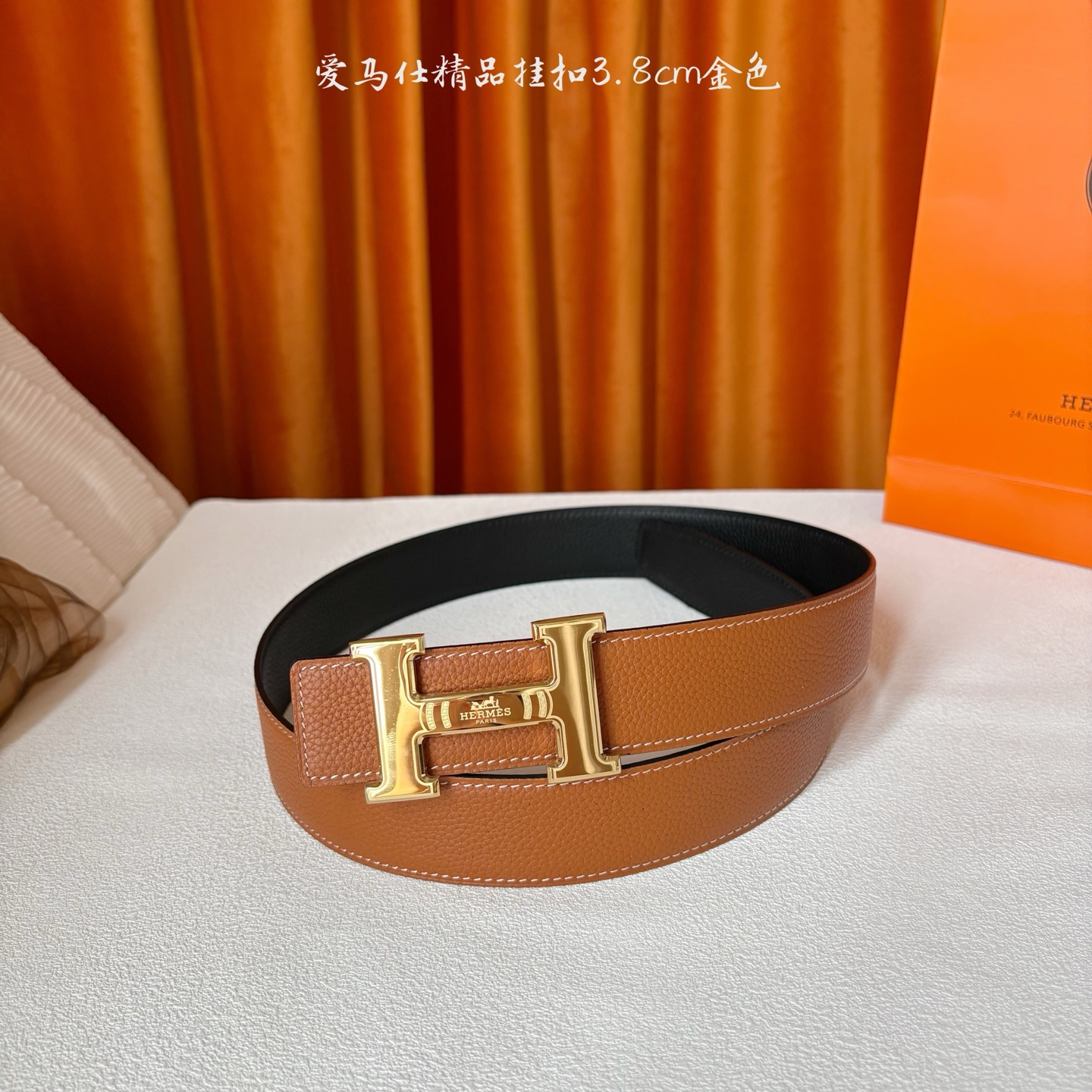 【爱马仕】Hermes 原单爱马仕，宽3.8cm进口原版皮带身，双面可两面用，精品电镀五金 ！
