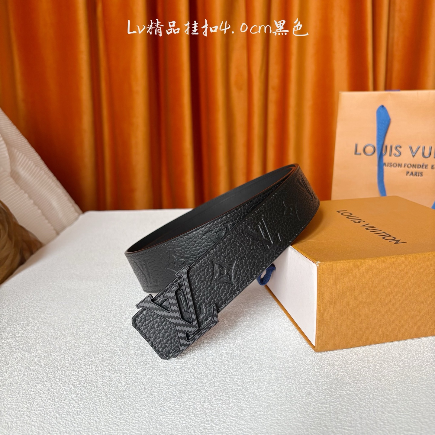 【LOUIS VUITTON驴牌】：经典原单品质，经典黑色压花荔枝纹原版平纹底，搭配原单精品钢扣，精工制