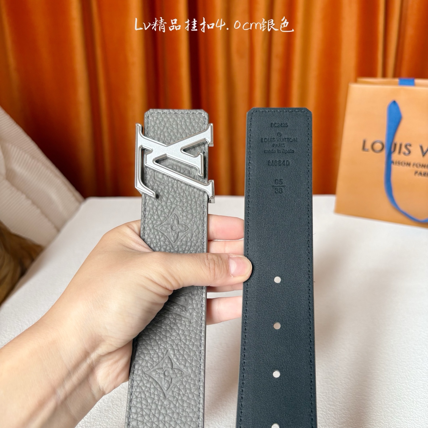 【LOUIS VUITTON驴牌】：经典原单品质，经典压花荔枝纹原版平纹底，搭配原单精品钢扣，精工制作，