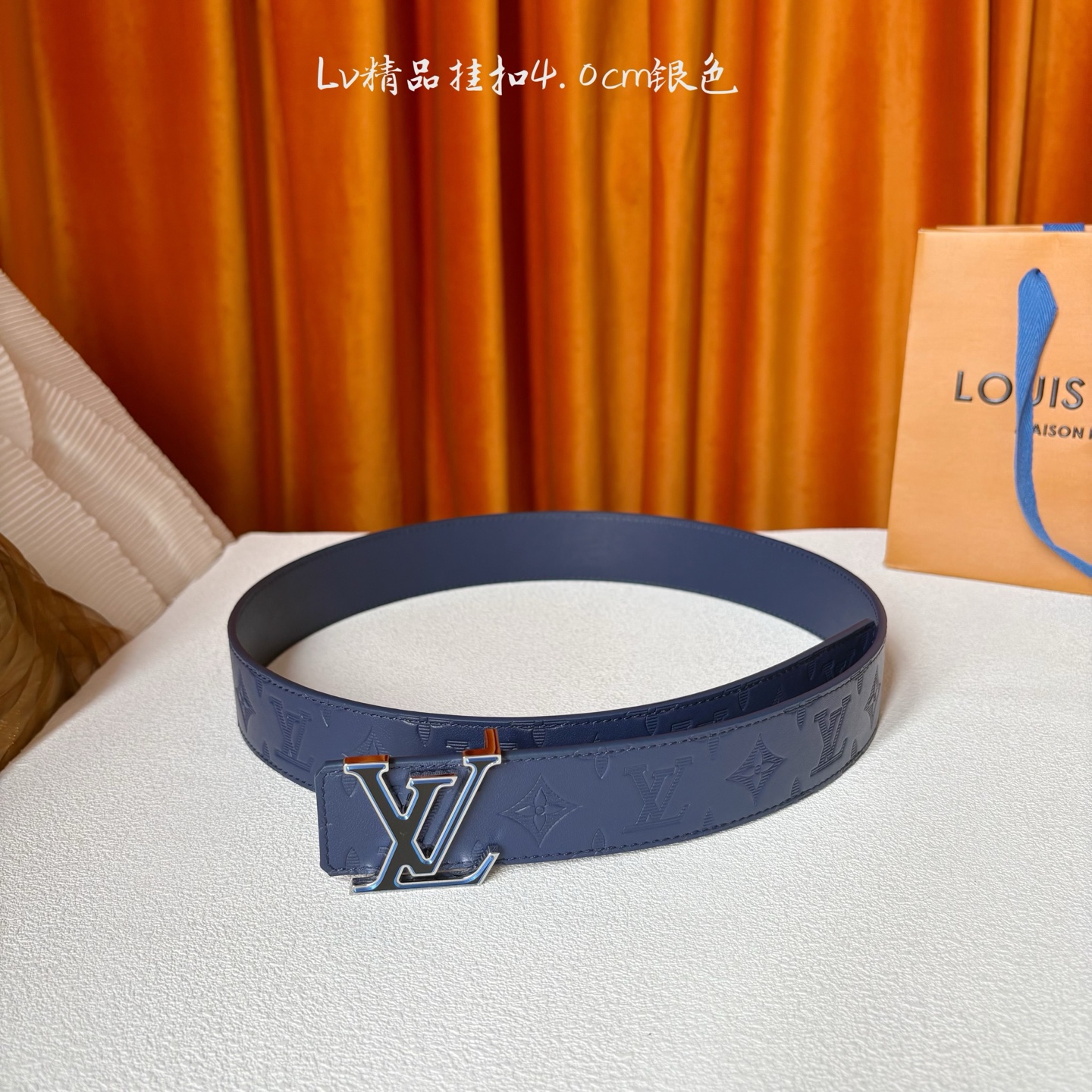 【LOUIS VUITTON驴牌】：经典原单品质，经典蓝色压花原版平纹底，搭配原单精品钢扣，精工制作，细