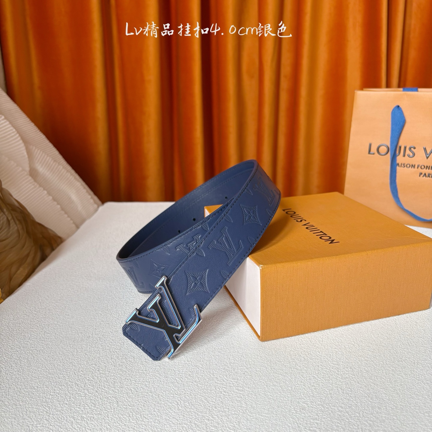 【LOUIS VUITTON驴牌】：经典原单品质，经典蓝色压花原版平纹底，搭配原单精品钢扣，精工制作，细