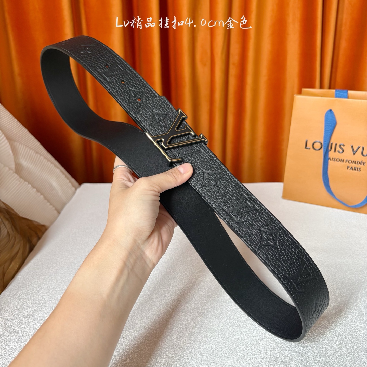 【LOUIS VUITTON驴牌】：经典原单品质，经典荔枝纹压花原版平纹底，搭配原单精品钢扣，精工制作，