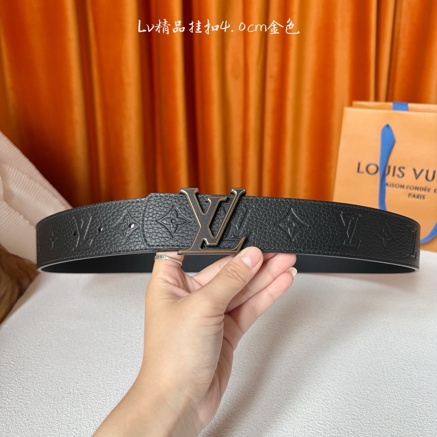 【LOUIS VUITTON驴牌】：经典原单品质，经典荔枝纹压花原版平纹底，搭配原单精品钢扣，精工制作，