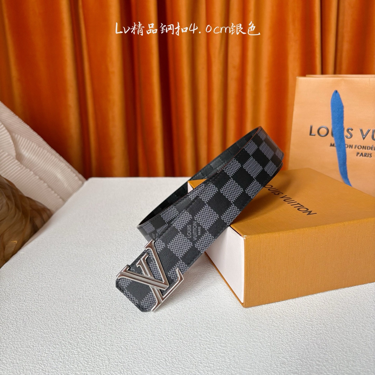 【LOUIS VUITTON驴牌】：经典原单品质，新款印花原版压花底，搭配原单精品钢扣，精工制作，细节看