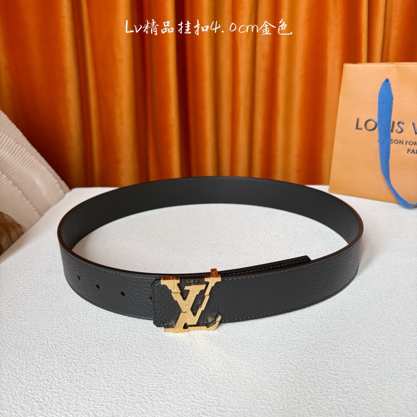 【LOUIS VUITTON驴牌】：经典原单品质，经典荔枝纹面平纹底，搭配原单精品挂扣，精工制作，细节看