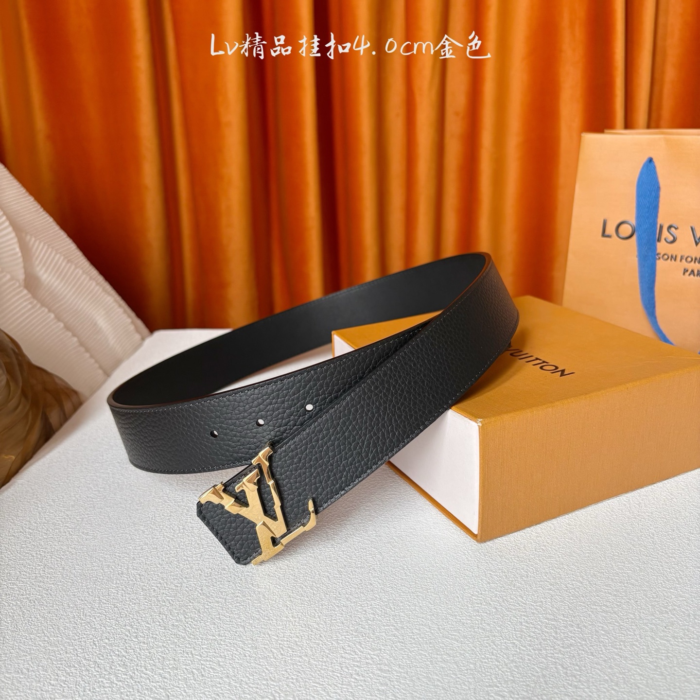 【LOUIS VUITTON驴牌】：经典原单品质，经典荔枝纹面平纹底，搭配原单精品挂扣，精工制作，细节看