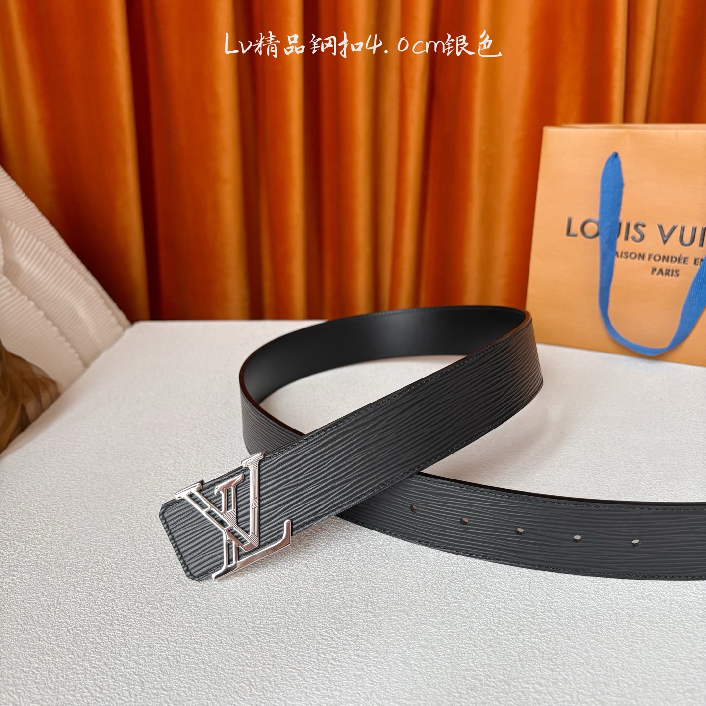 【LOUIS VUITTON驴牌】：经典原单品质，原版水波纹面搭配原单精品钢扣，精工制作，细节看图，实物