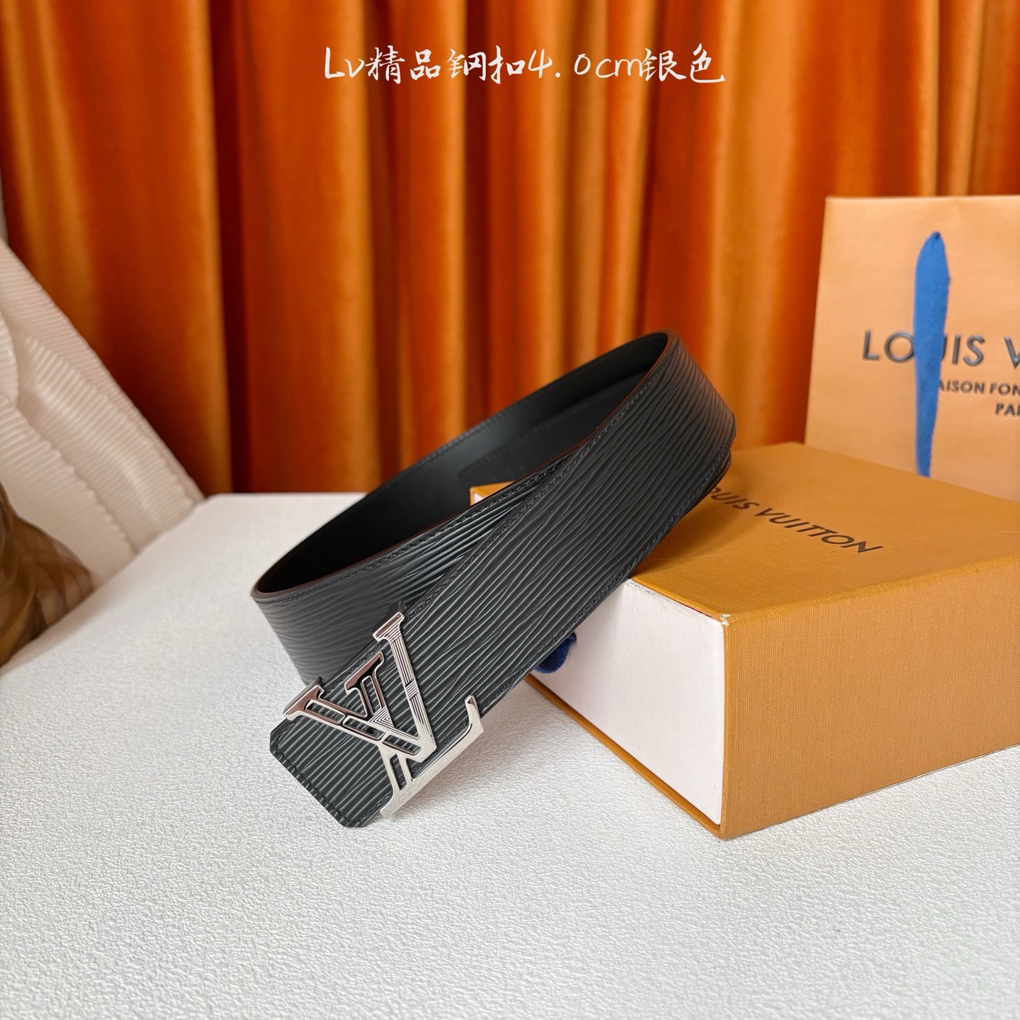 【LOUIS VUITTON驴牌】：经典原单品质，原版水波纹面搭配原单精品钢扣，精工制作，细节看图，实物