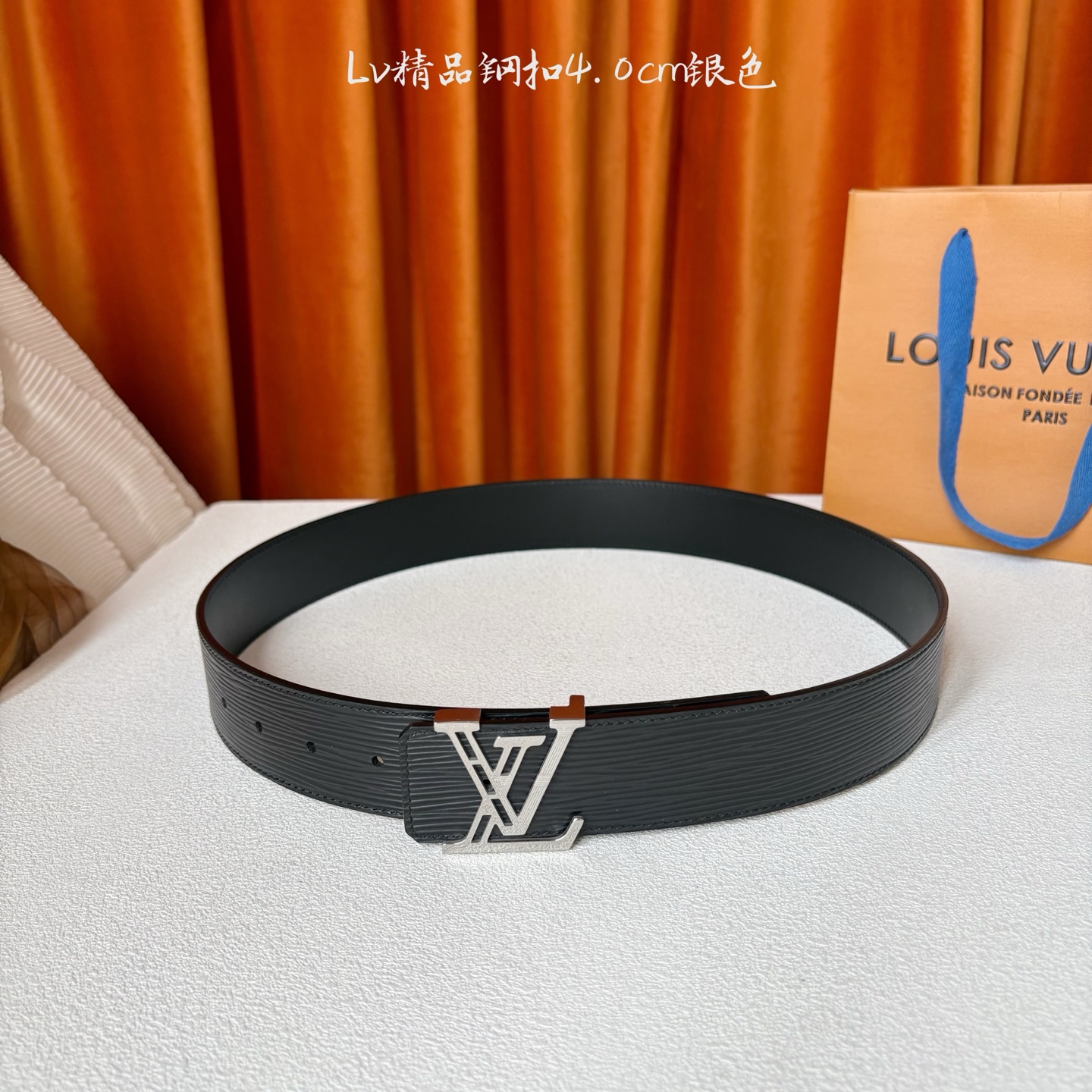 【LOUIS VUITTON驴牌】：经典原单品质，原版水波纹面搭配原单精品钢扣，精工制作，细节看图，实物