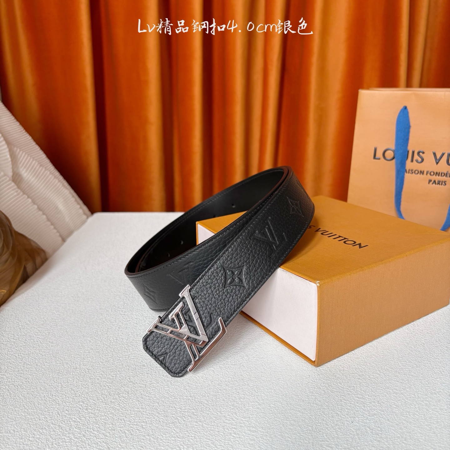 【LOUIS VUITTON驴牌】：经典原单品质，原版压花面搭配原单精品钢扣，精工制作，细节看图，实物拍