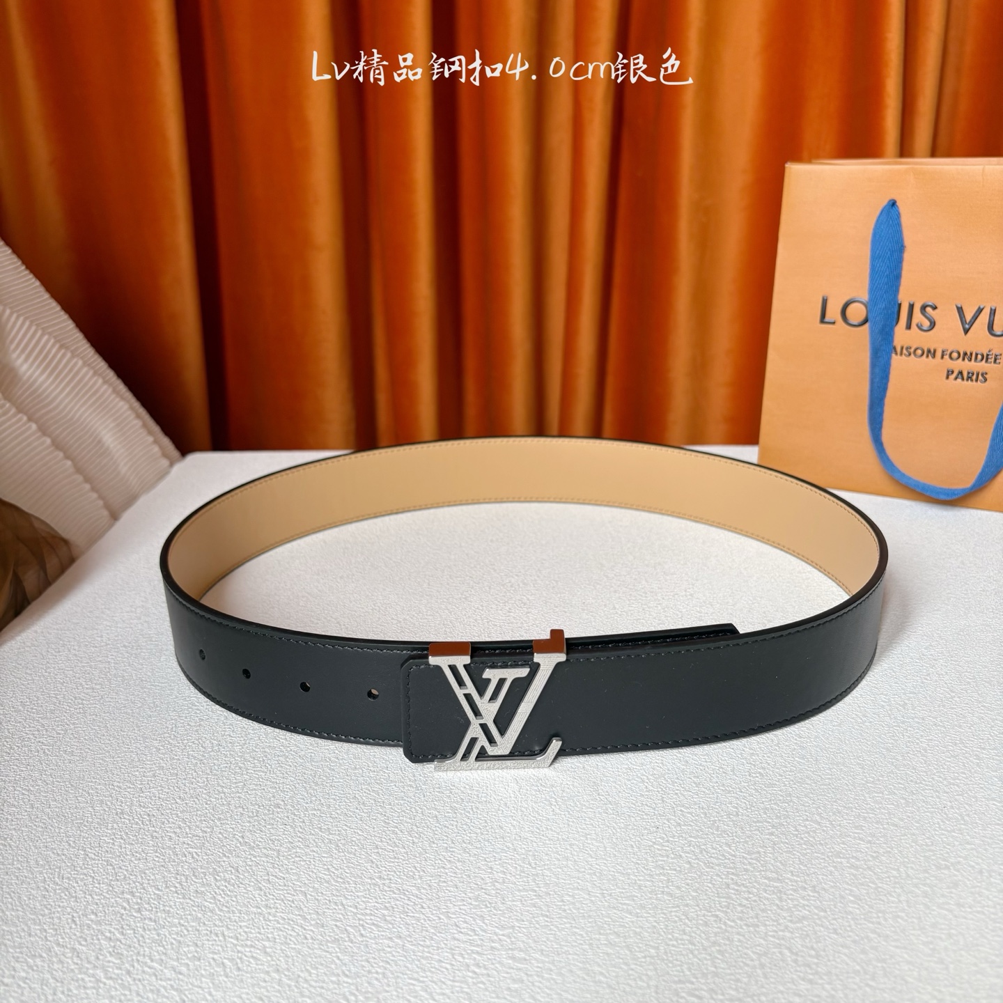 【LOUIS VUITTON驴牌】：经典原单品质，原版平纹面搭配原单精品钢扣，精工制作，细节看图，实物拍